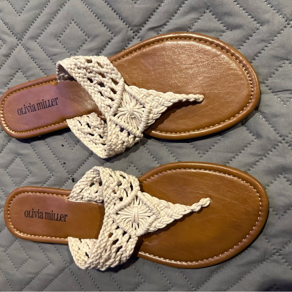 Olivia Miller Cream and Brown Woven Sandals